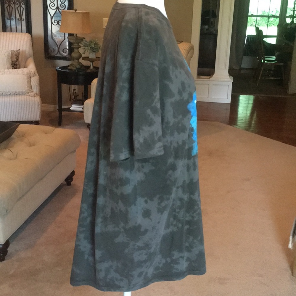 KISS Graphic Tee Shirt - Picture 4 of 6